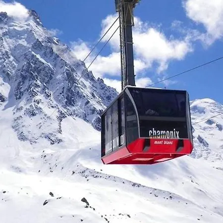 Apple Chamonix, Centre, Parking, Ski-in/out Apartment Chamonix